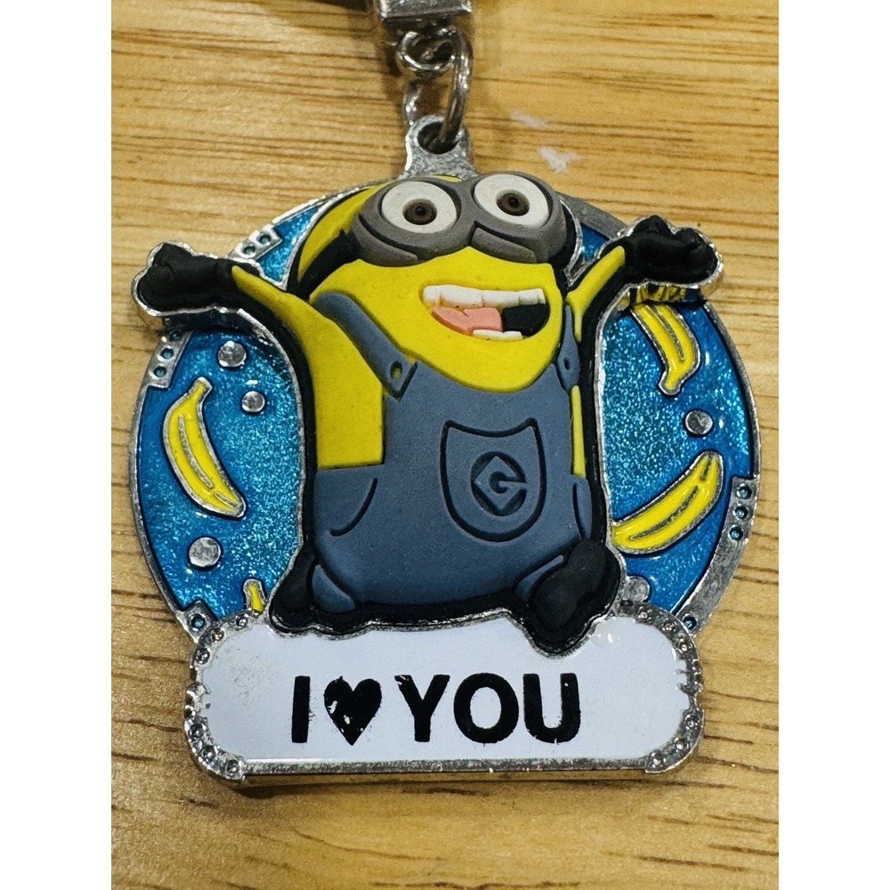 Despicable Me Minion I Love You Keychain Universal Studios NYC Banana Charm